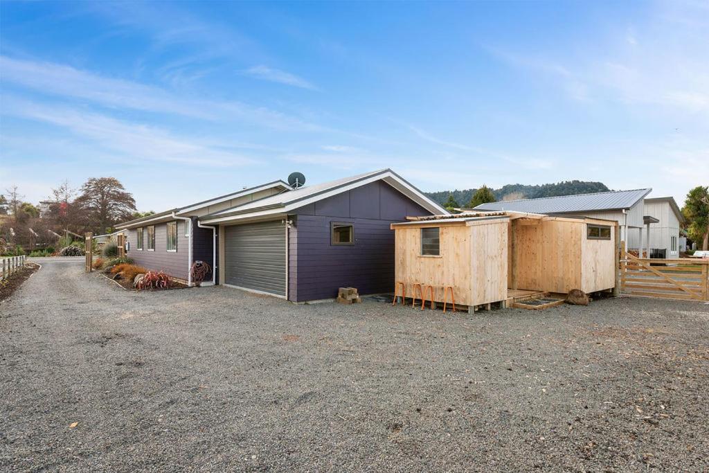 The Purple House - Ohakune Home With Spa Pool Exterior foto